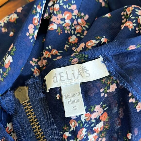 dELia’s Vintage Y2K Sheer Floral Zip Top Shirt Blouse Boho Hippie Size Small - Picture 6 of 7